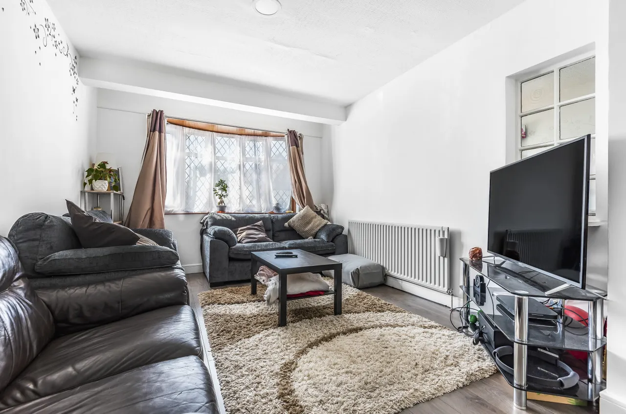 Honeycroft Hill, Uxbridge, UB10, photo 2