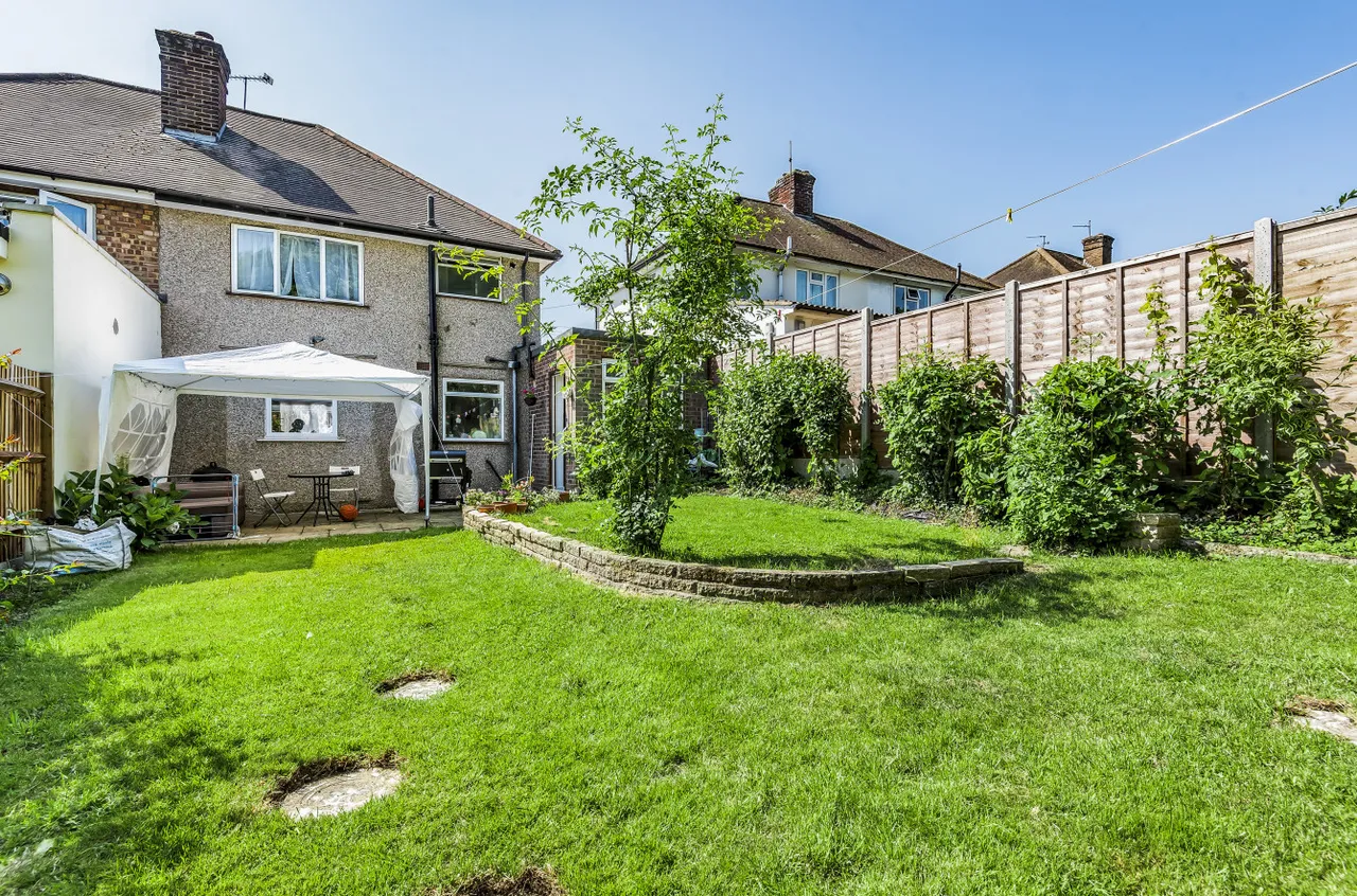 Honeycroft Hill, Uxbridge, UB10, photo 9