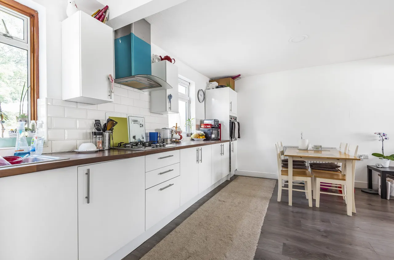 Honeycroft Hill, Uxbridge, UB10, photo 4