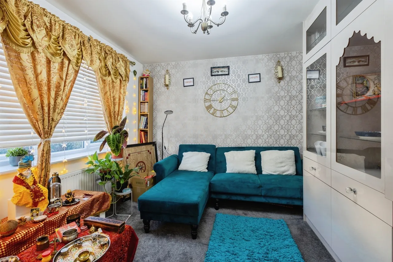 Academy Drive, NORTHAMPTON, photo 7