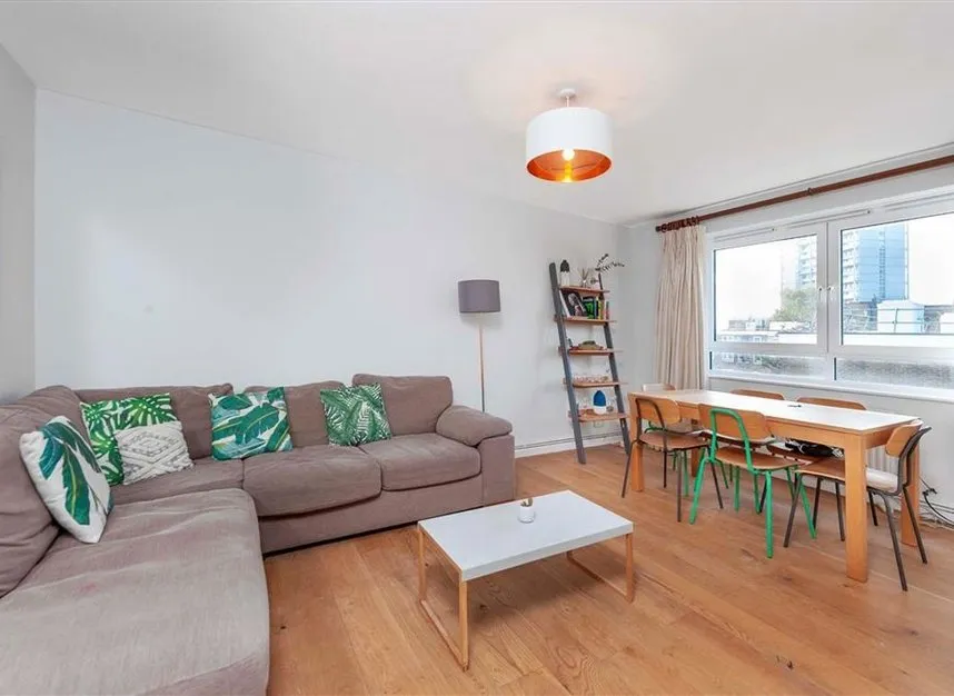 3 bed flat for sale — Senior Street, Hyde Park, W2