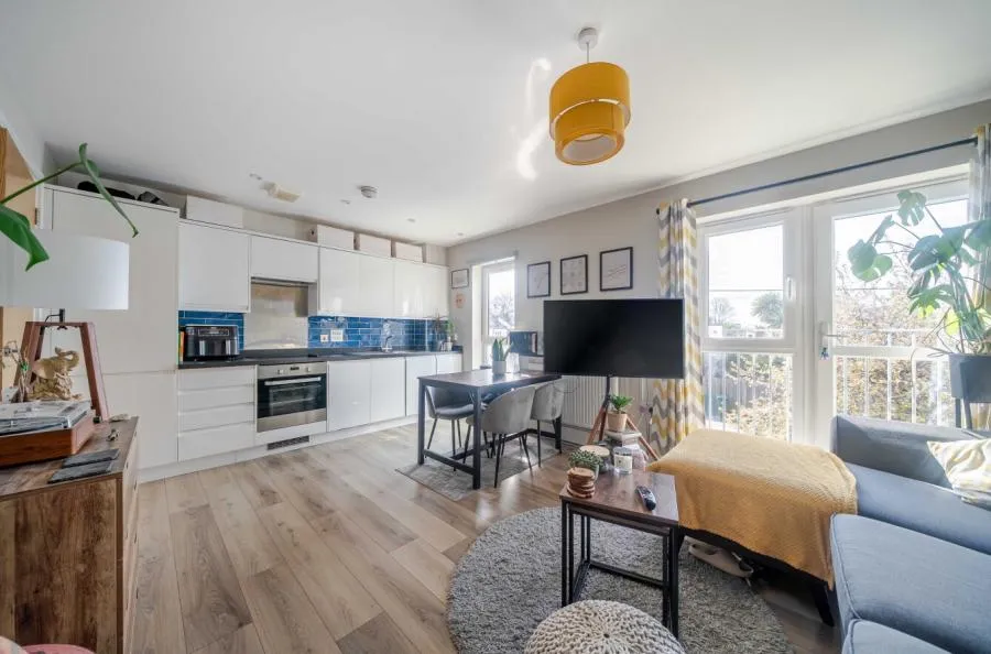 2 bed flat for sale, Summers Street, Southampton, SO14