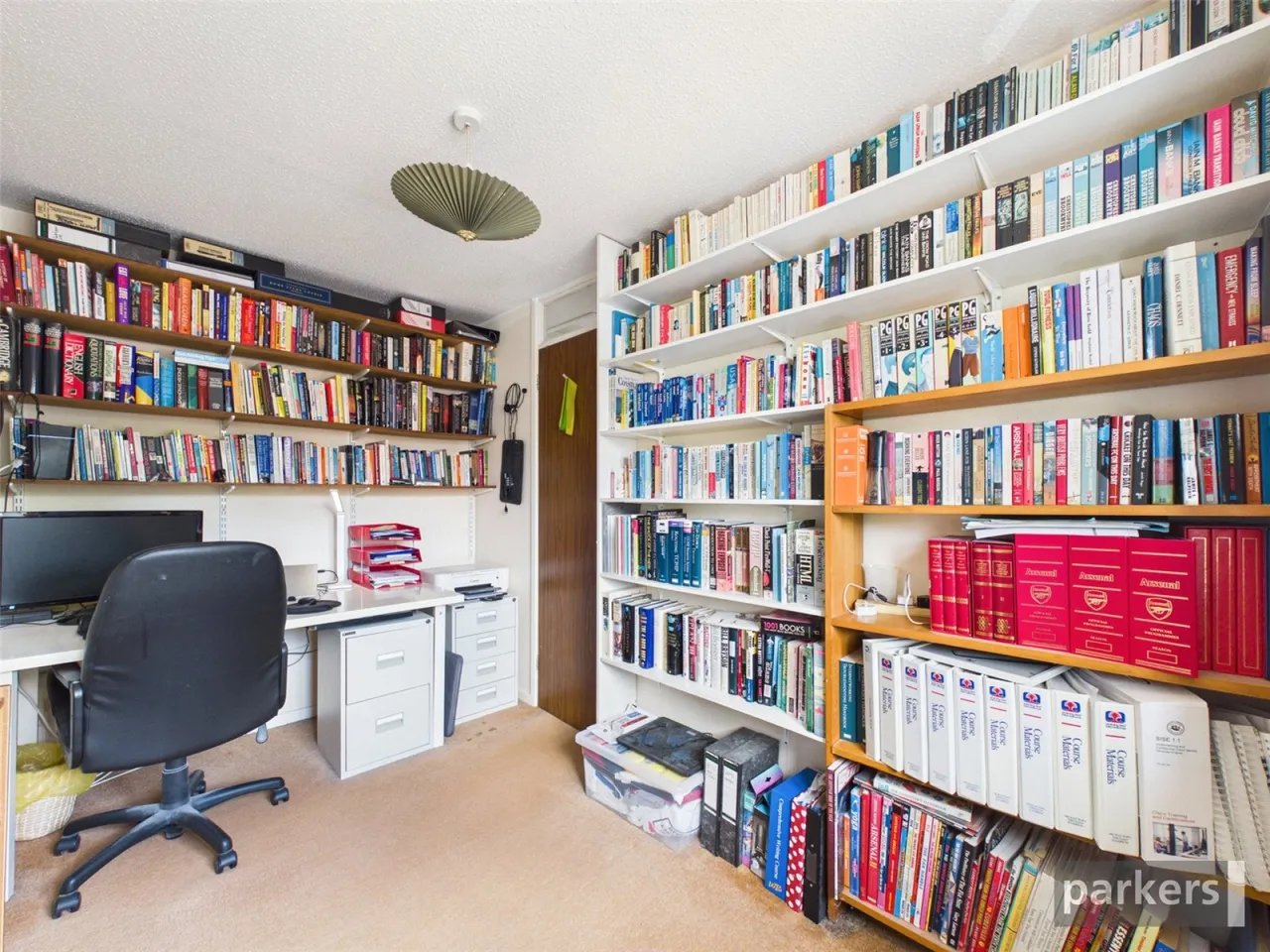 The Willows, Caversham, RG4, photo 5