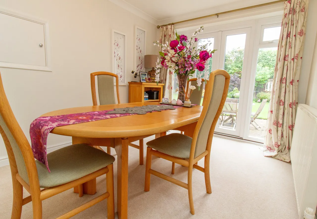 Southby Drive, Fleet, GU51 3BE, photo 8