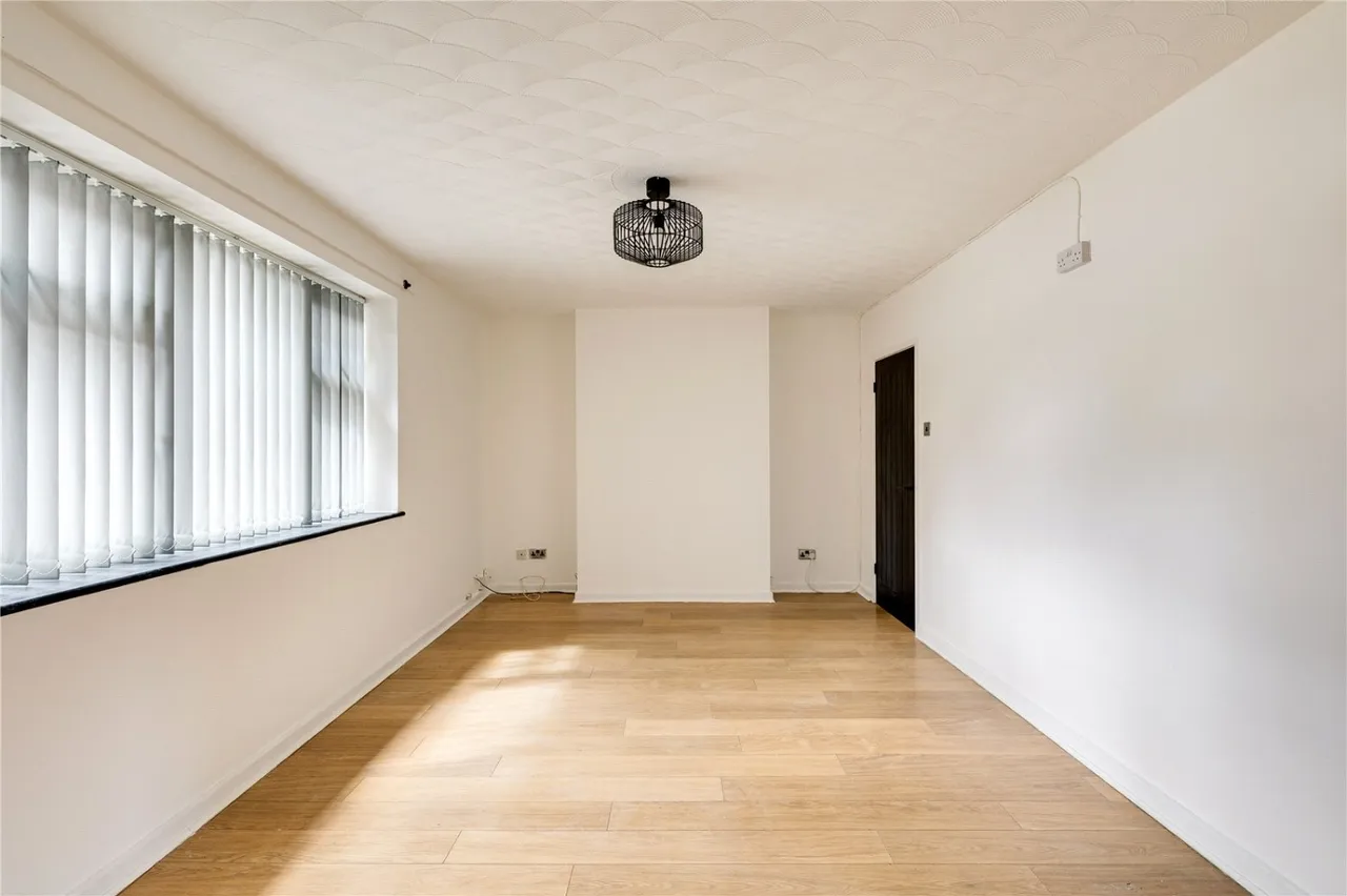 Woodvale Road, Woolton, L25, photo 9