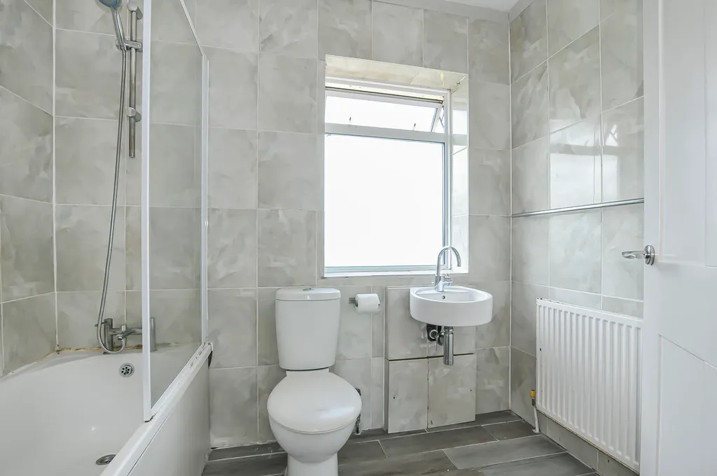 Lynhurst Crescent, Hillingdon, UB10, photo 7