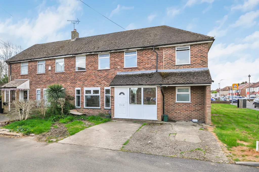 Lynhurst Crescent, Hillingdon, UB10, photo 17