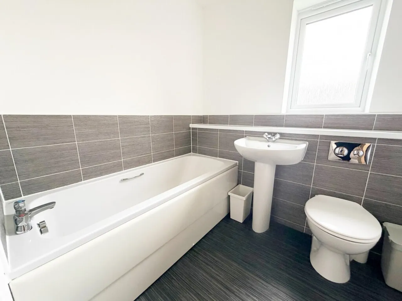 Fraser Close, Runcorn, WA7, photo 15