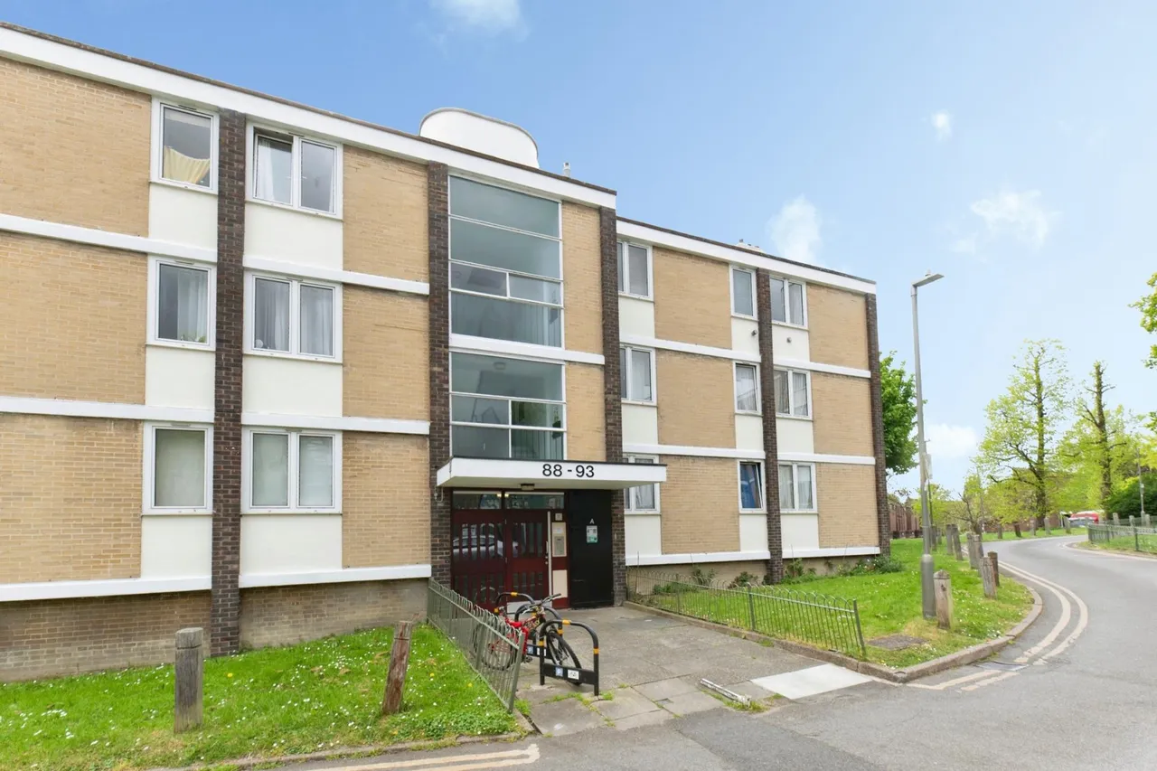 Winterfold Close, London, SW19, photo 14