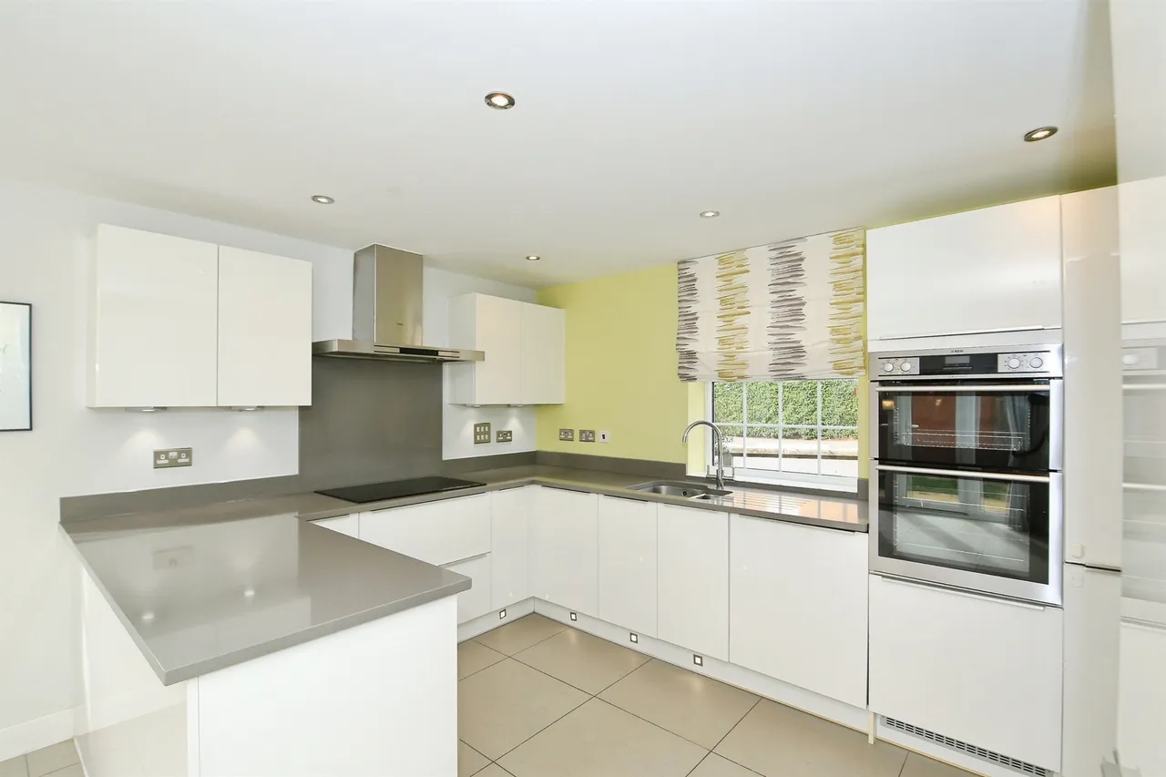 Mahaddie Way, Warboys, Huntingdon, photo 3