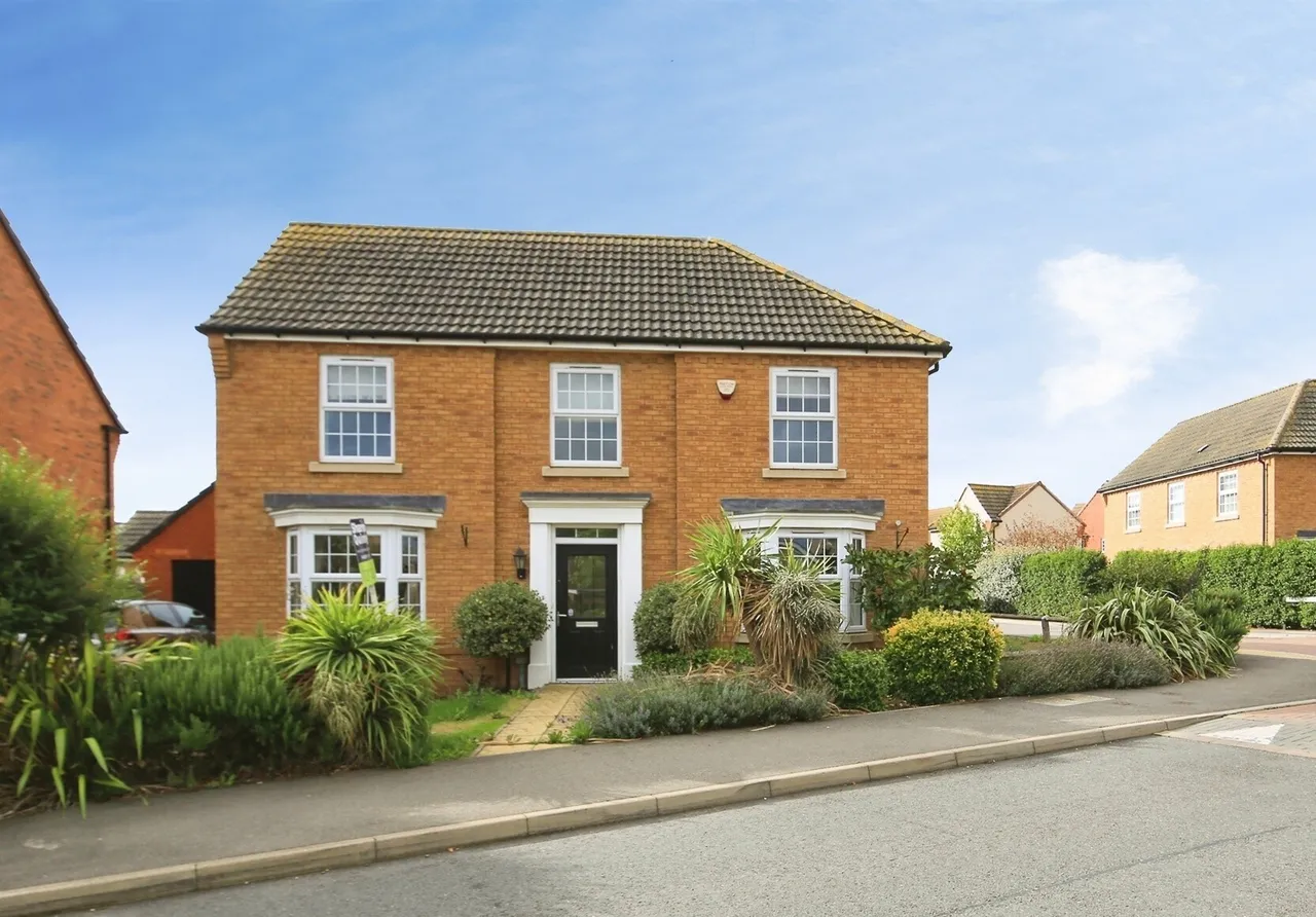 4 bed house for sale — Mahaddie Way, Warboys, Huntingdon