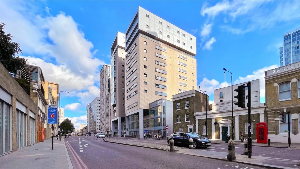 Commercial Road, Whitechapel, E1, photo 13