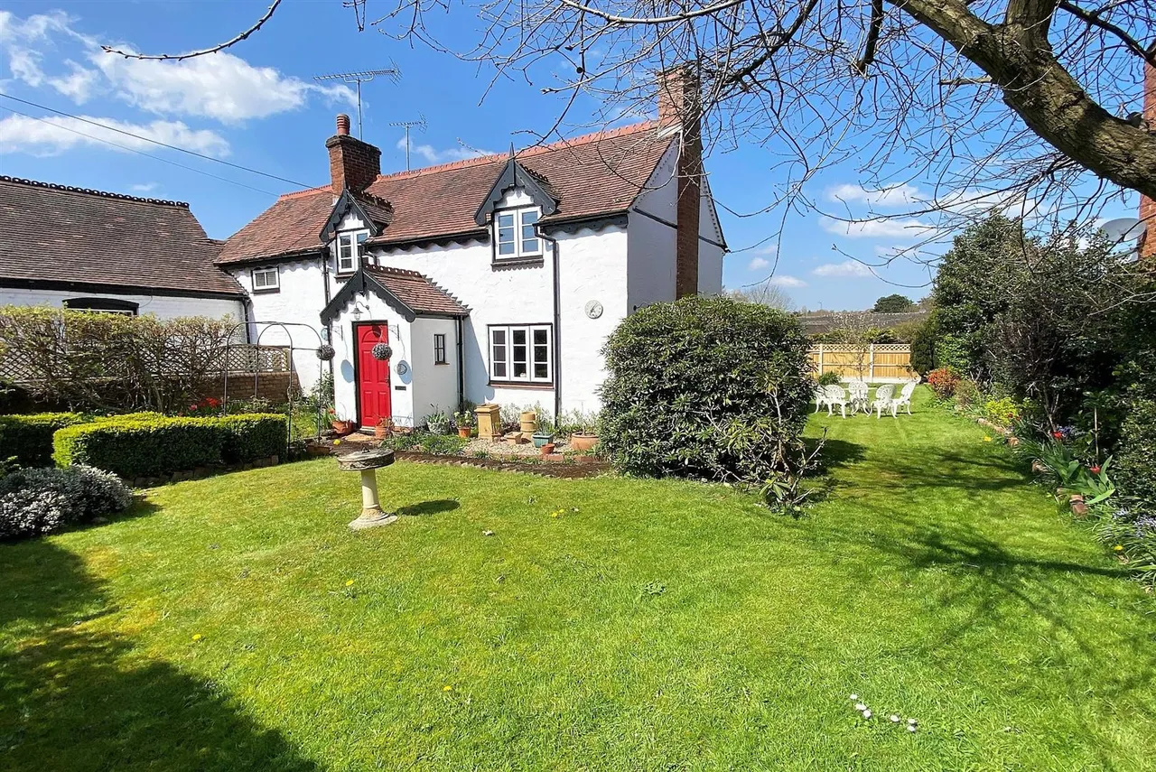 3 bed house for sale — Birmingham Road, Blakedown, Kidderminster