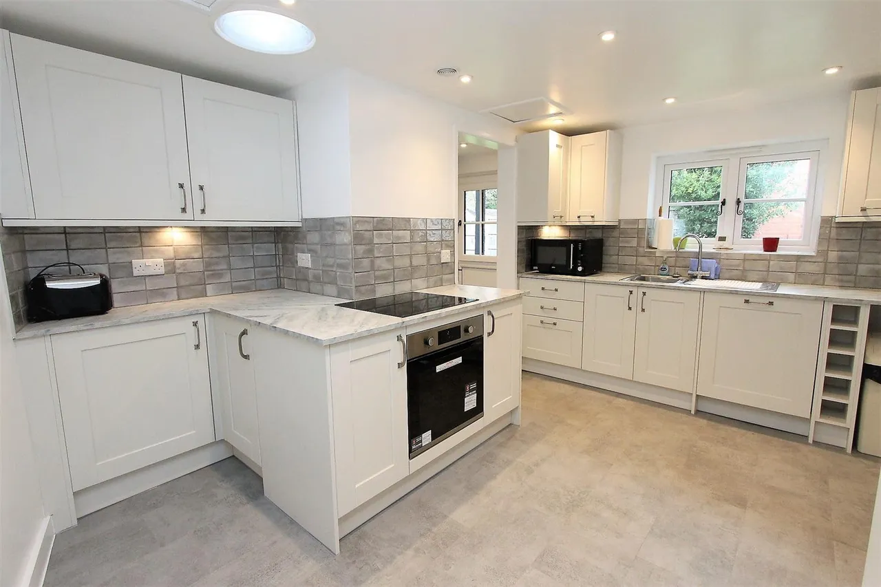Birmingham Road, Blakedown, Kidderminster, photo 10
