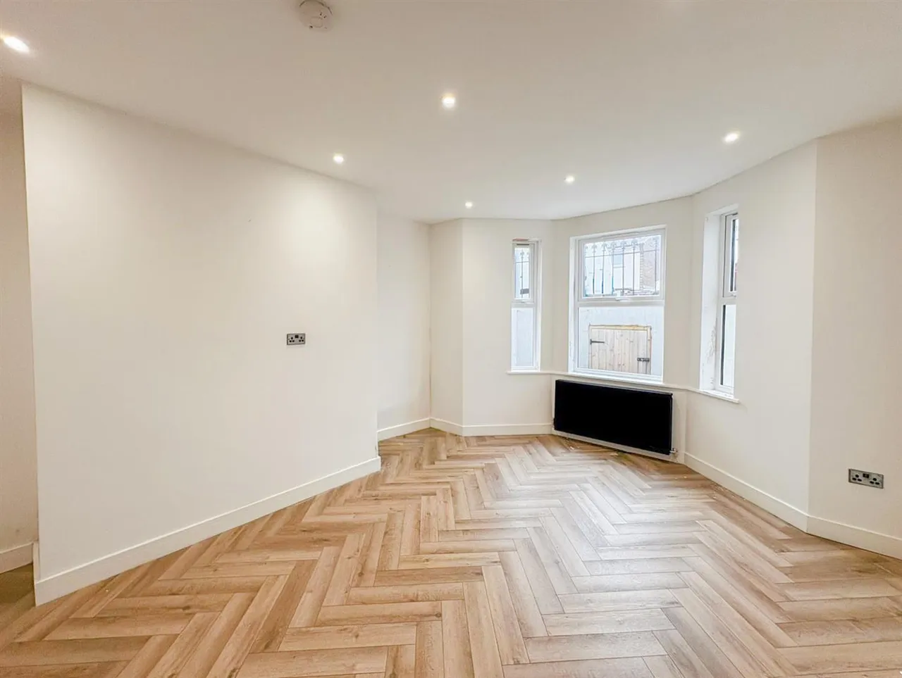 Blomfield Road, St. Leonards-On-Sea, TN37 6HH, photo 9