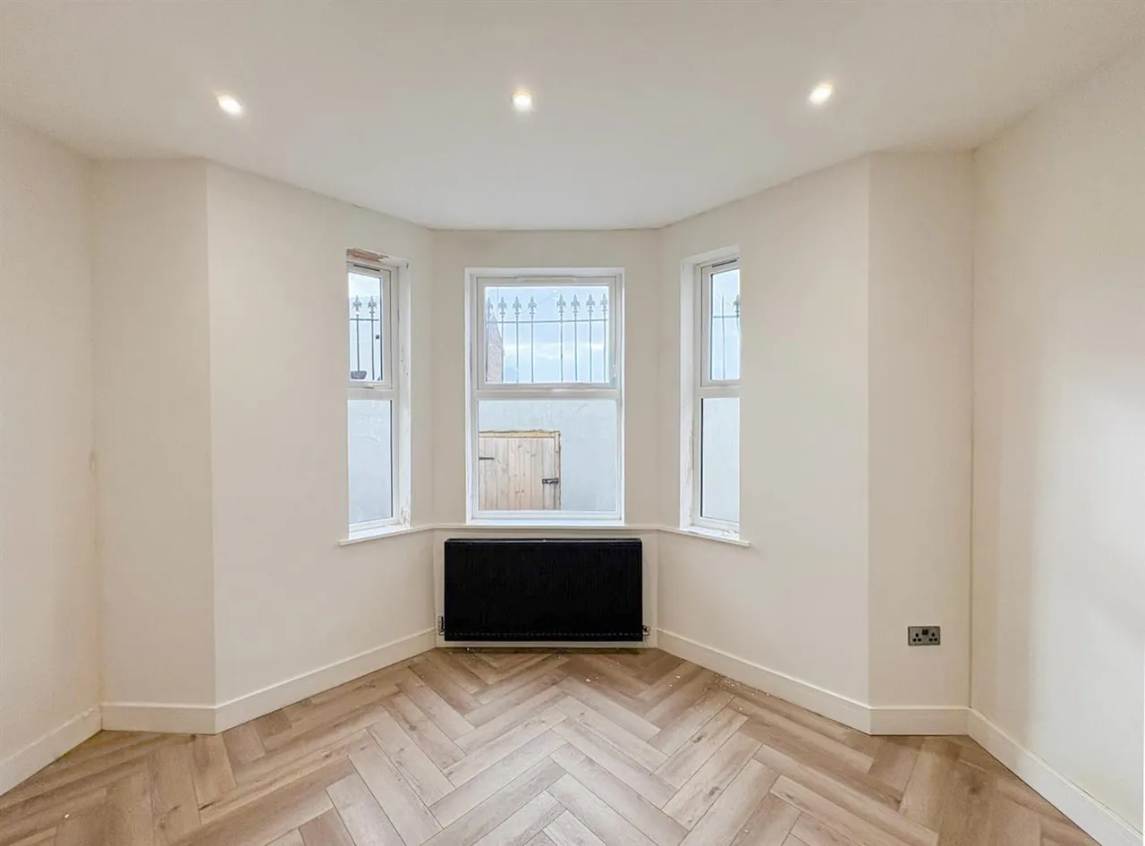 Blomfield Road, St. Leonards-On-Sea, TN37 6HH, photo 6
