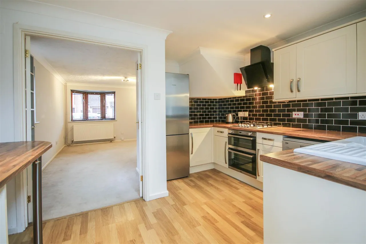 Bill Rickaby Drive, Newmarket, CB8, photo 7