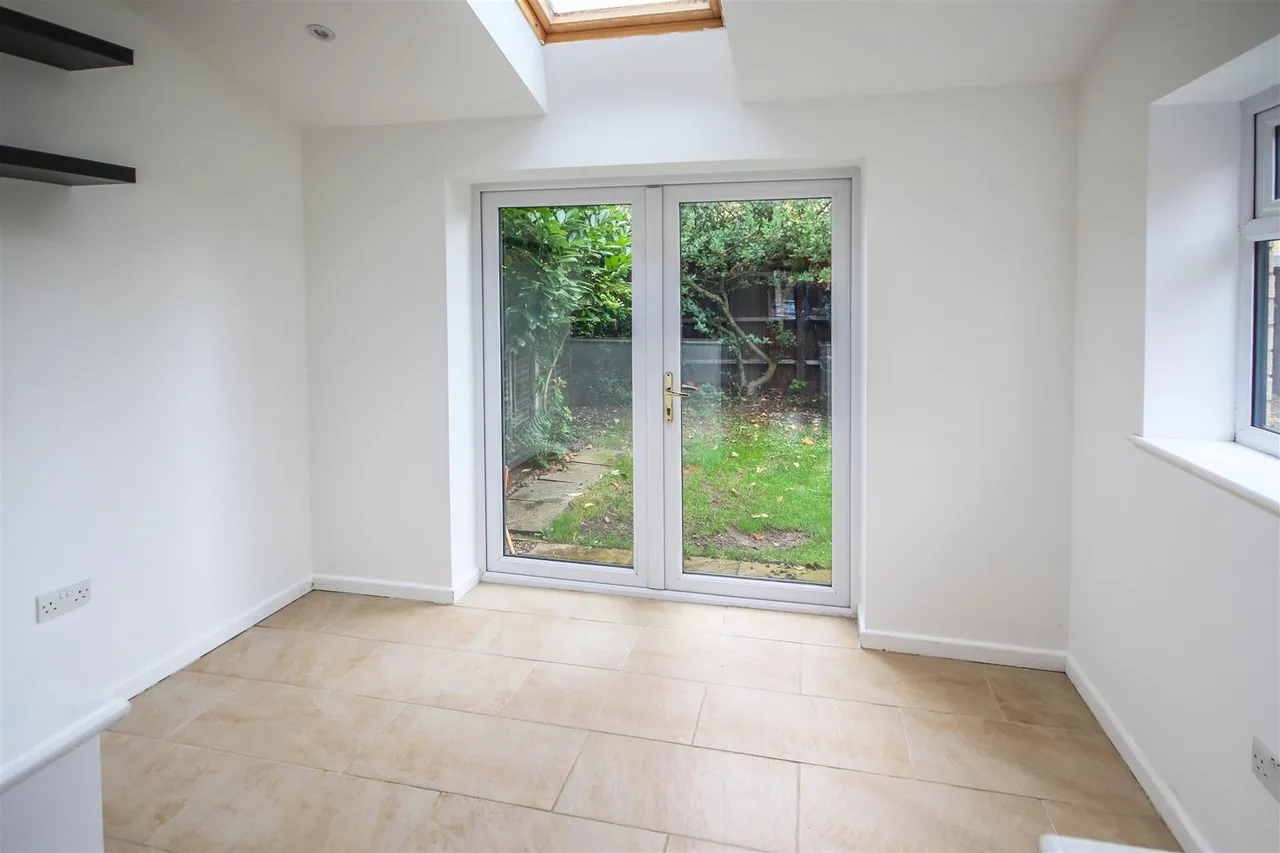 Bill Rickaby Drive, Newmarket, CB8, photo 9