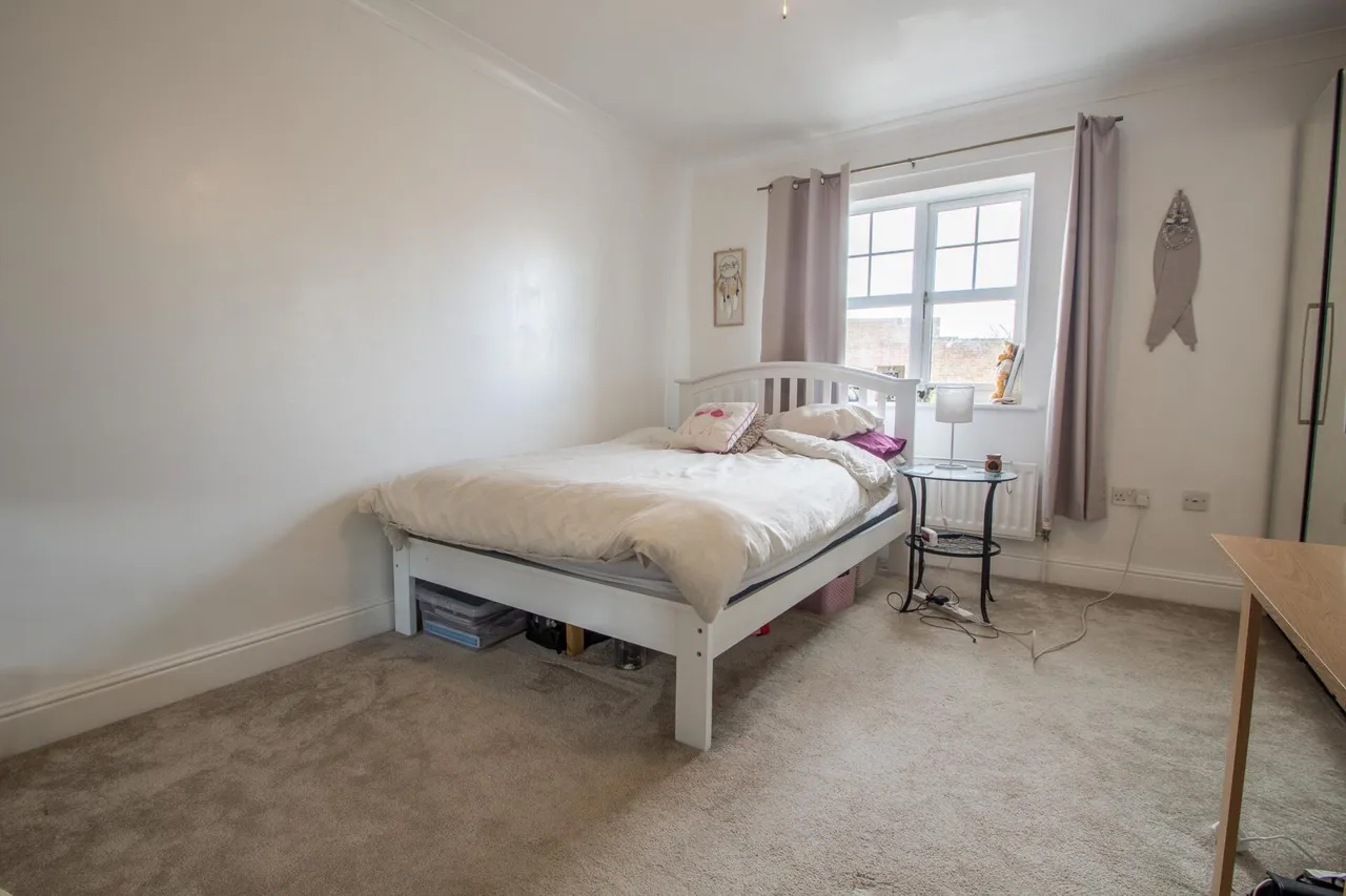 Newbury Close, Dartford, Kent, DA2, photo 4