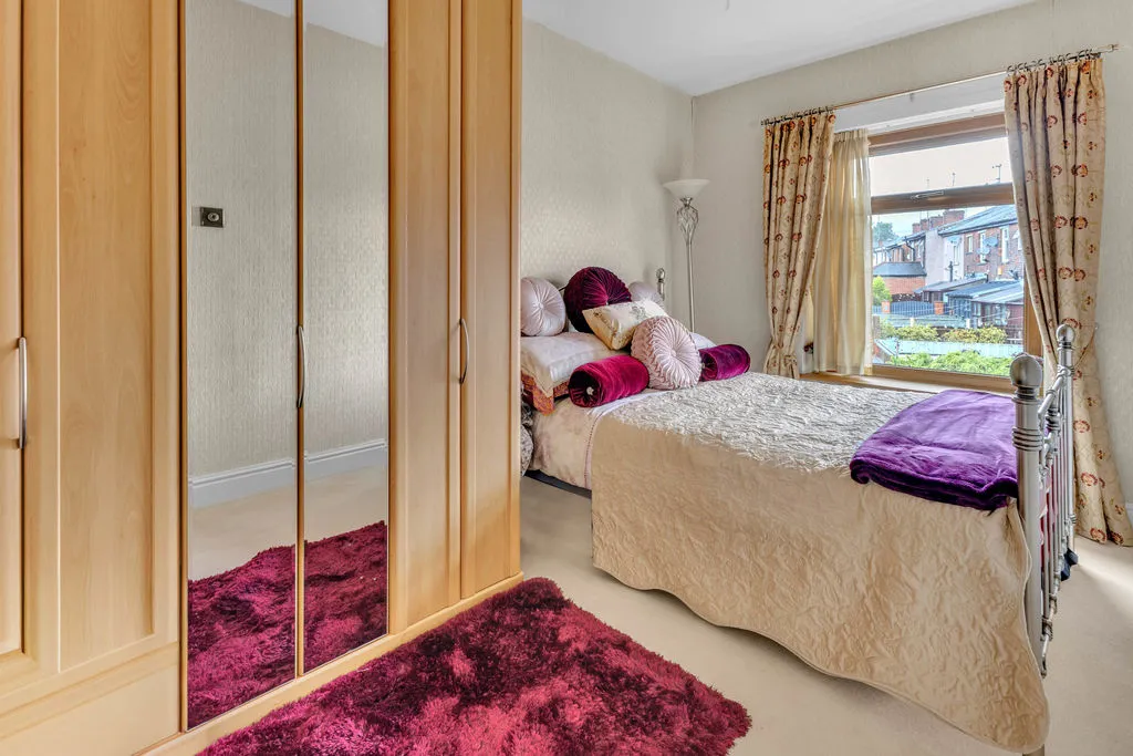 Phyllis Street, Rochdale OL12 7NA, photo 7