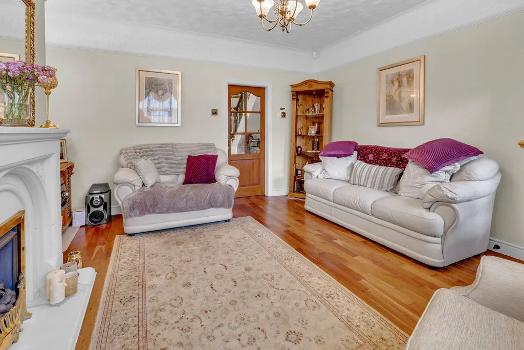 Phyllis Street, Rochdale OL12 7NA, photo 3