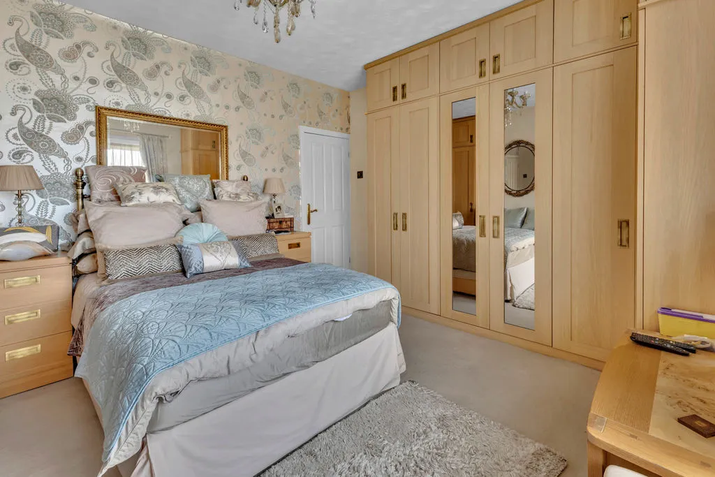 Phyllis Street, Rochdale OL12 7NA, photo 8