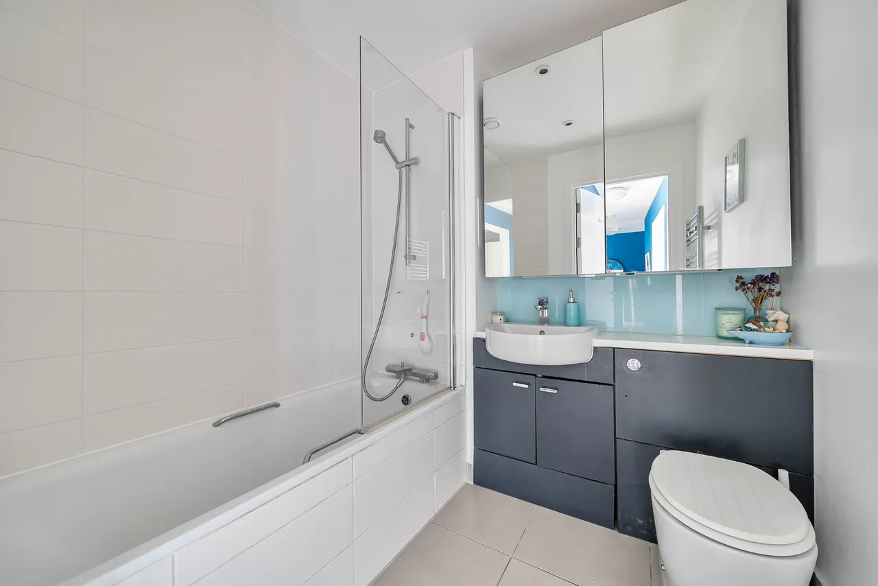 Hebrides Court, London, E1, photo 11