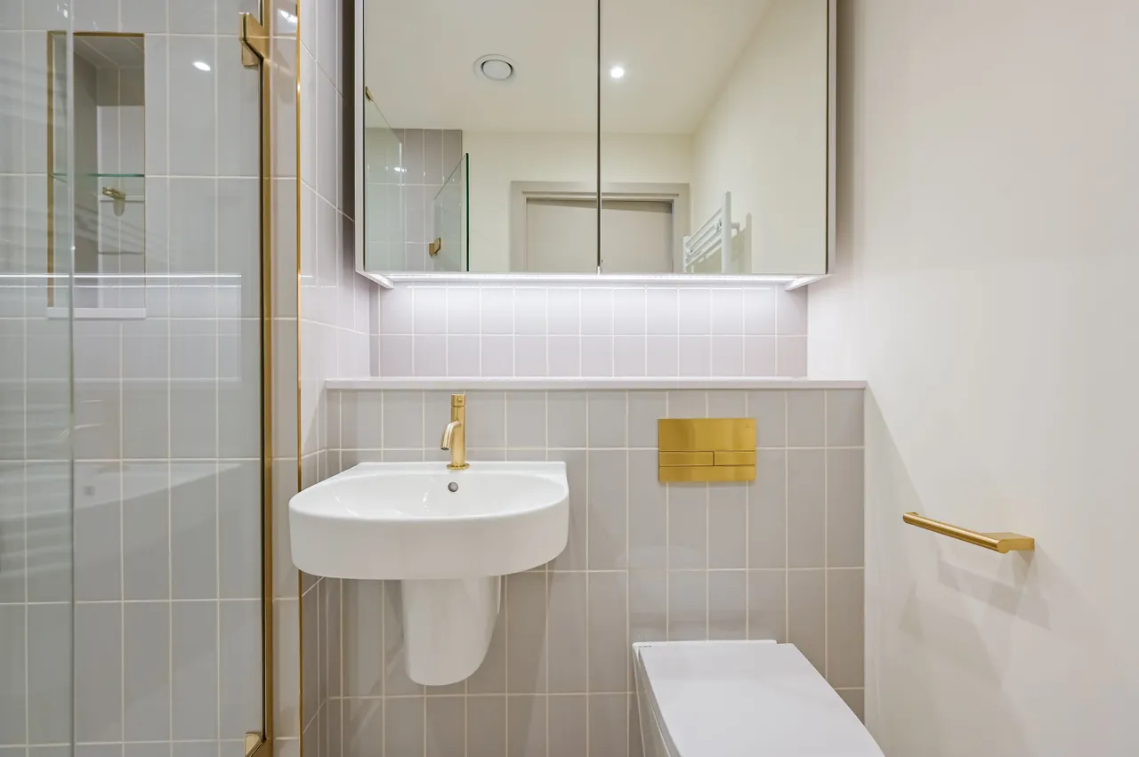Showflat Type 5, The Eades, Walthamstow, photo 7