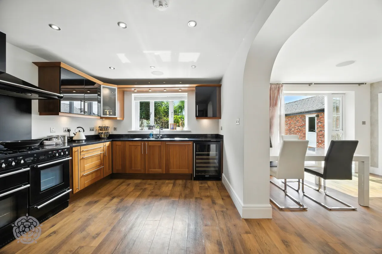 Twiss Green Lane, Culcheth, Warrington, WA3 4BZ, photo 10