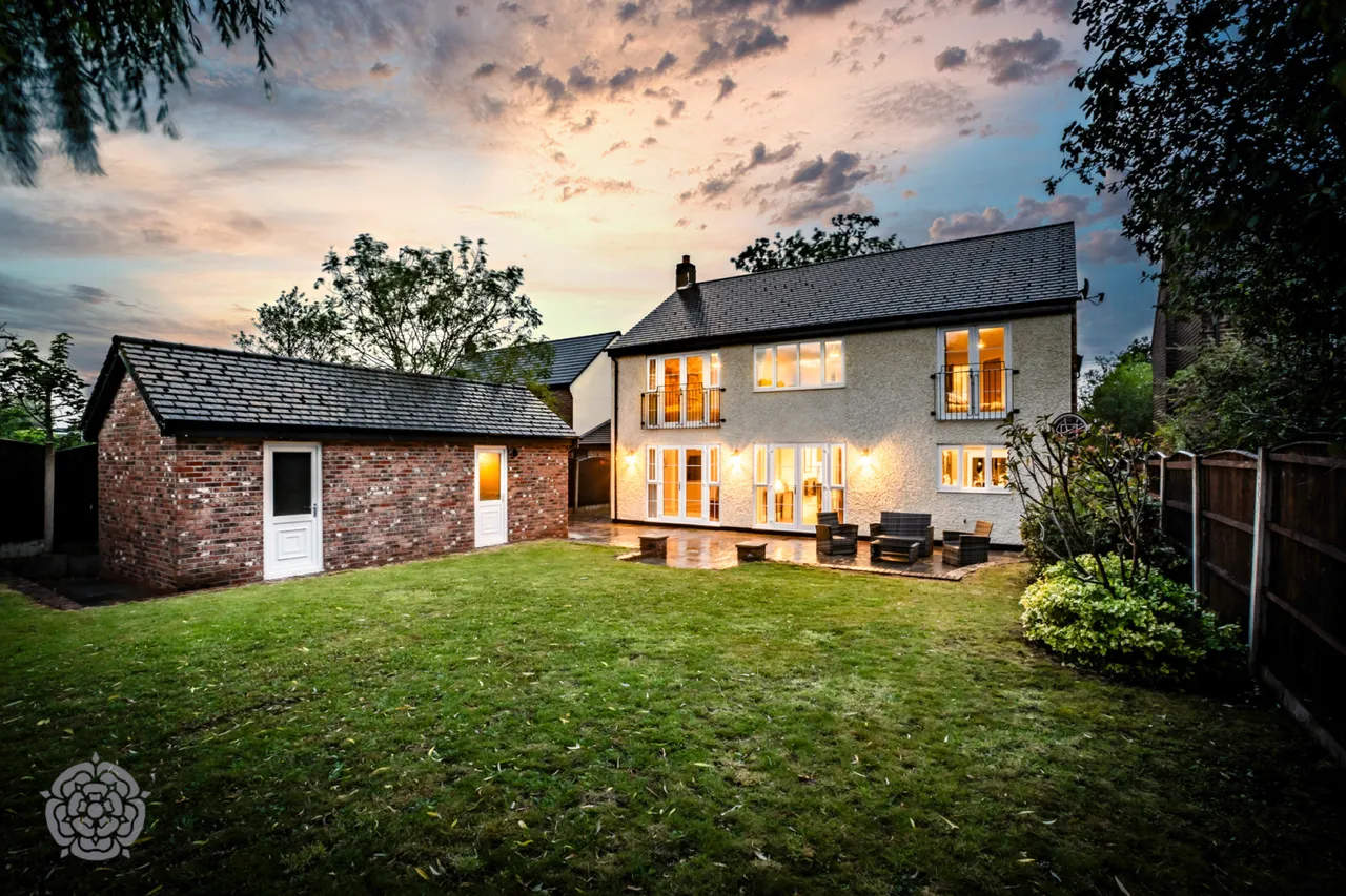 Twiss Green Lane, Culcheth, Warrington, WA3 4BZ, photo 26