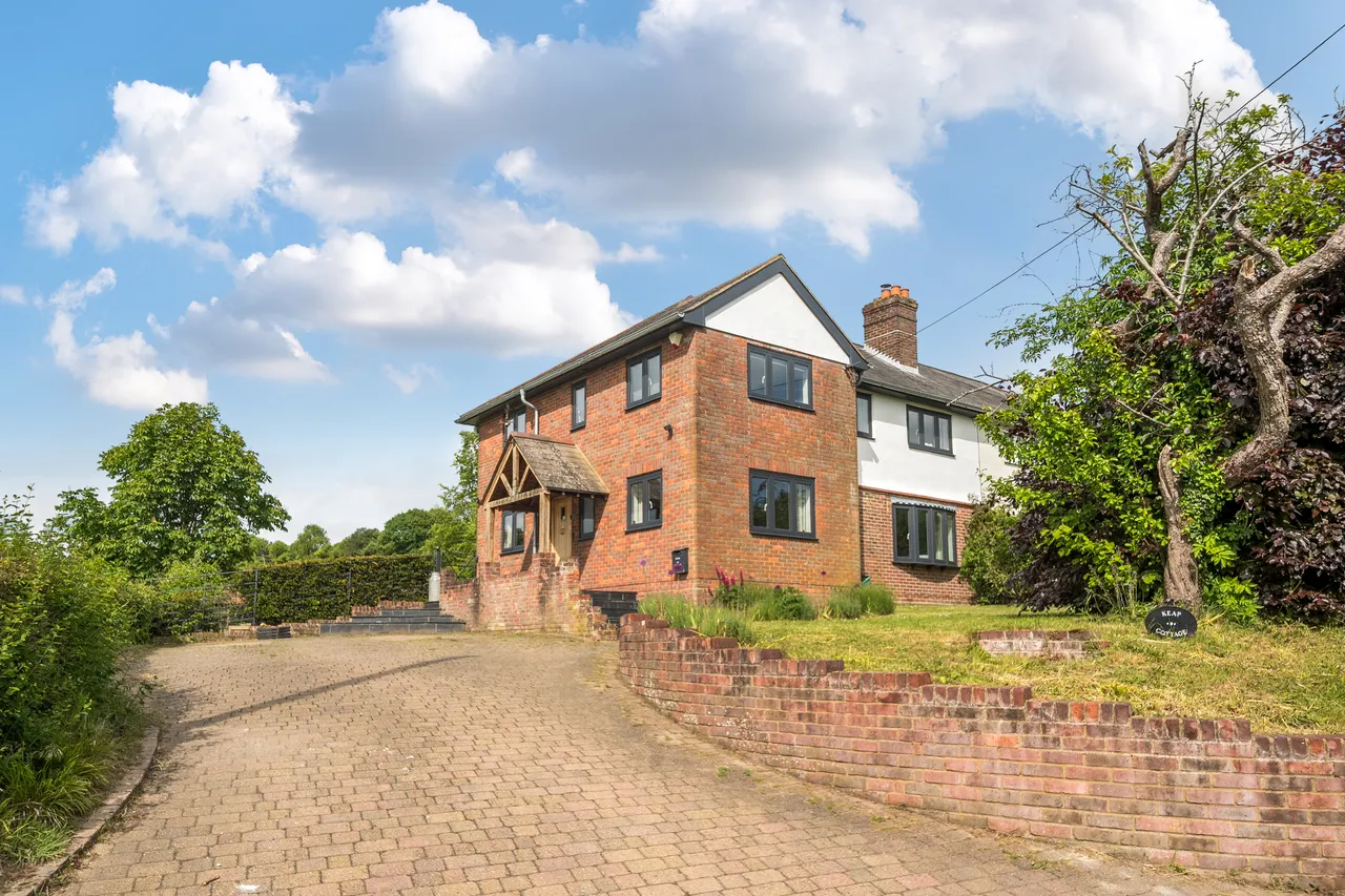 Foundry Lane, Loosley Row, HP27, photo 5