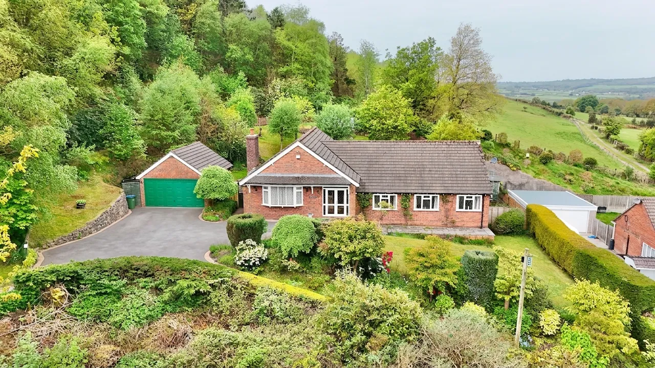 4 bed house for sale, Heather View Park Drive, Cheadle, ST10