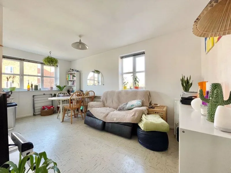 John Williams Close, London SE14 5XG, photo 2