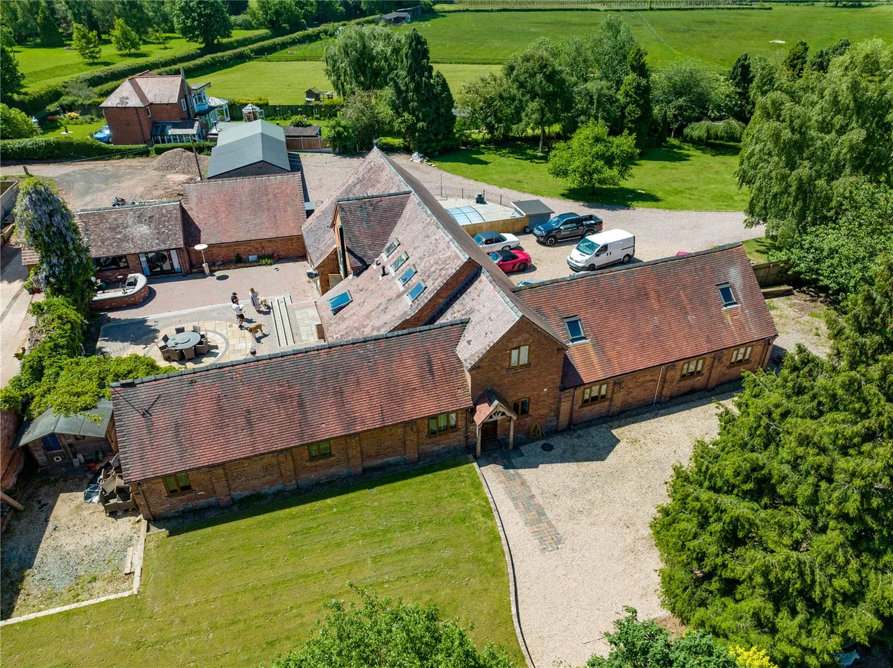 Littleheath Lane, Lickey End, Bromsgrove, Worcestershire, B60 1HU, photo 21