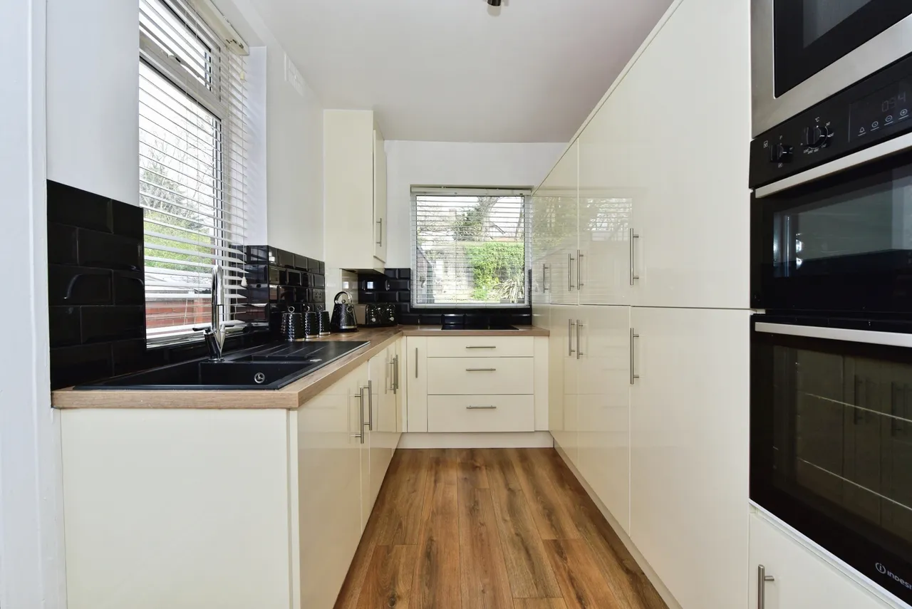 Southey Green Road, Sheffield, photo 6