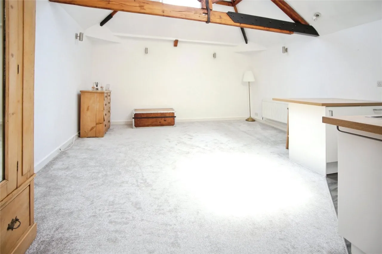 Lansdown Crescent Lane, Cheltenham, GL50, photo 4