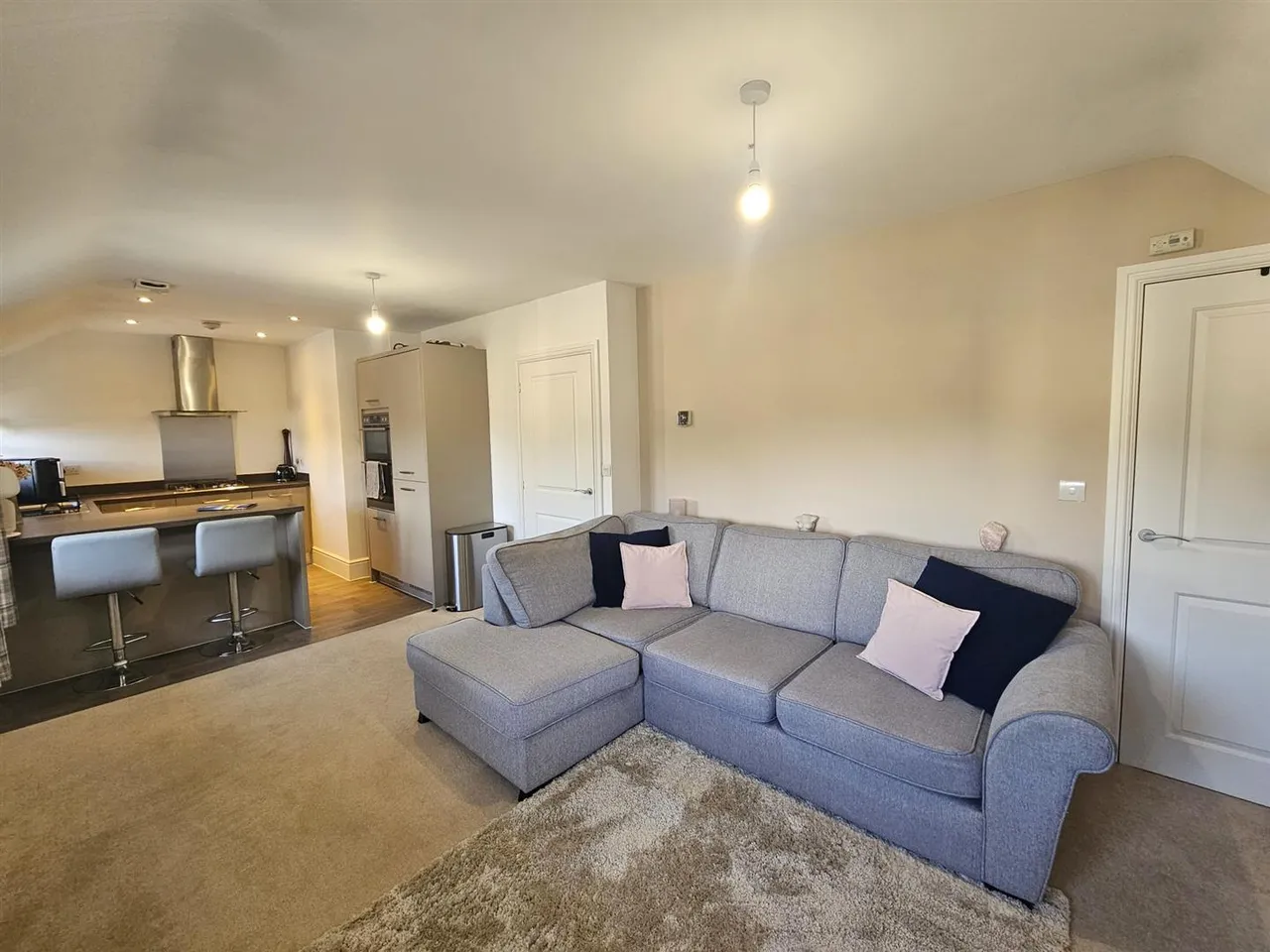 Willow Avenue, Steeton, BD20, photo 3