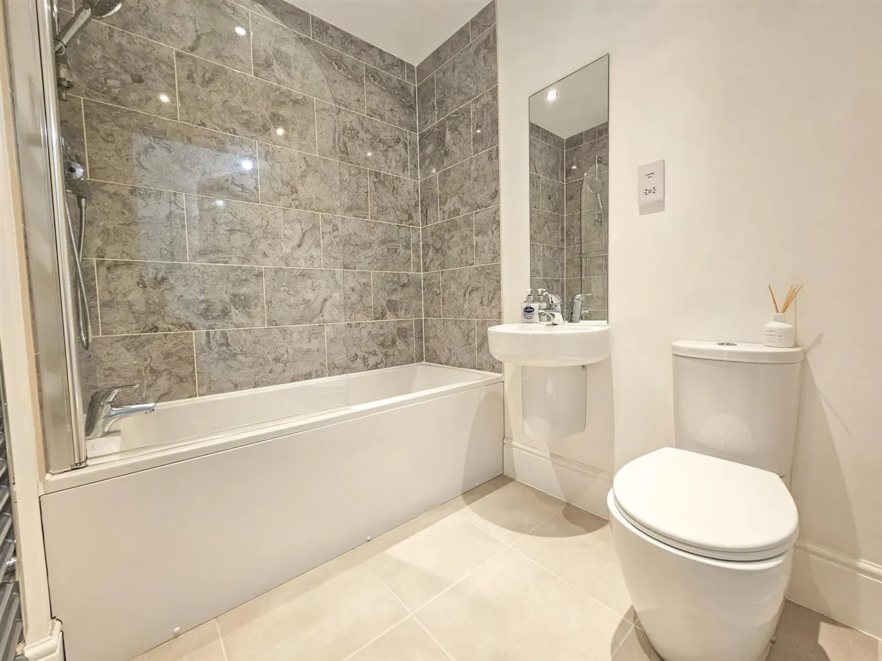 Willow Avenue, Steeton, BD20, photo 13