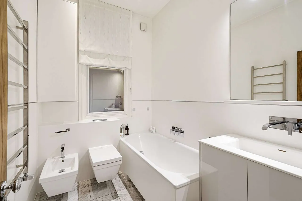 Ashley Gardens, Ambrosden Avenue, London, SW1P 1QE, photo 11