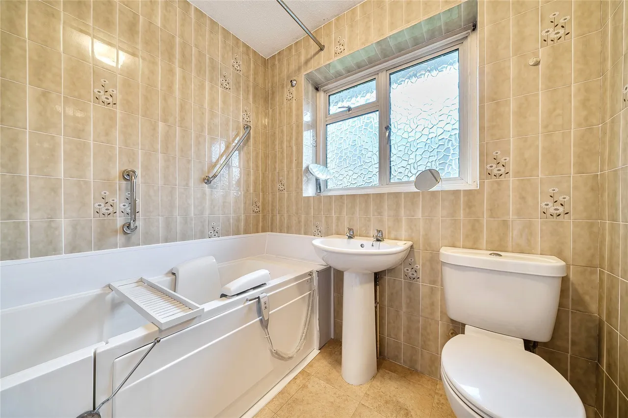Keston Gardens, Keston, BR2, photo 15