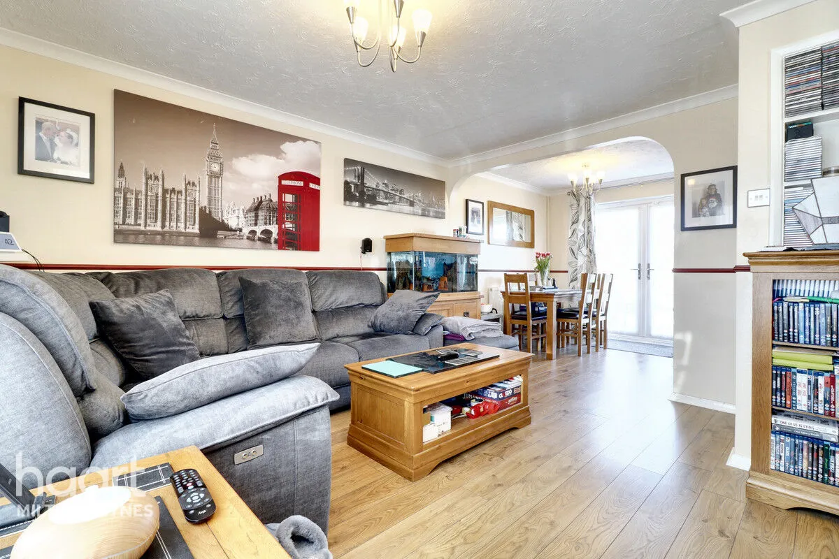Fairford Crescent, Downhead Park, MK15, photo 2