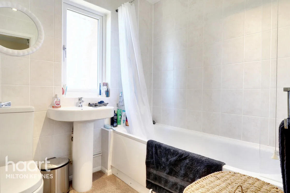 Fairford Crescent, Downhead Park, MK15, photo 8