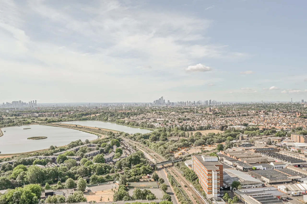 London, N17, photo 22