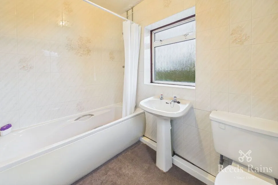 Armley Grange Mount, Leeds, LS12, photo 8