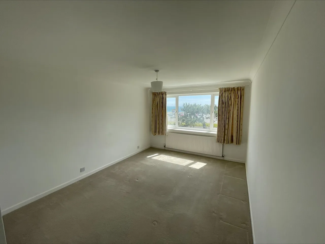 Exeter Court, Highcliffe, BH23, photo 9