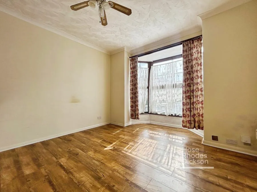 Weston Road, Cowes, PO31, photo 2