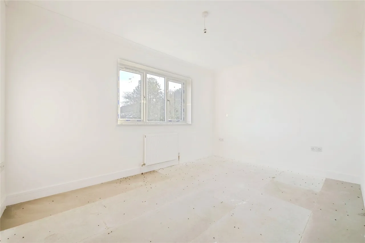 Barn Hill Lane, New Inn, SA39, photo 11