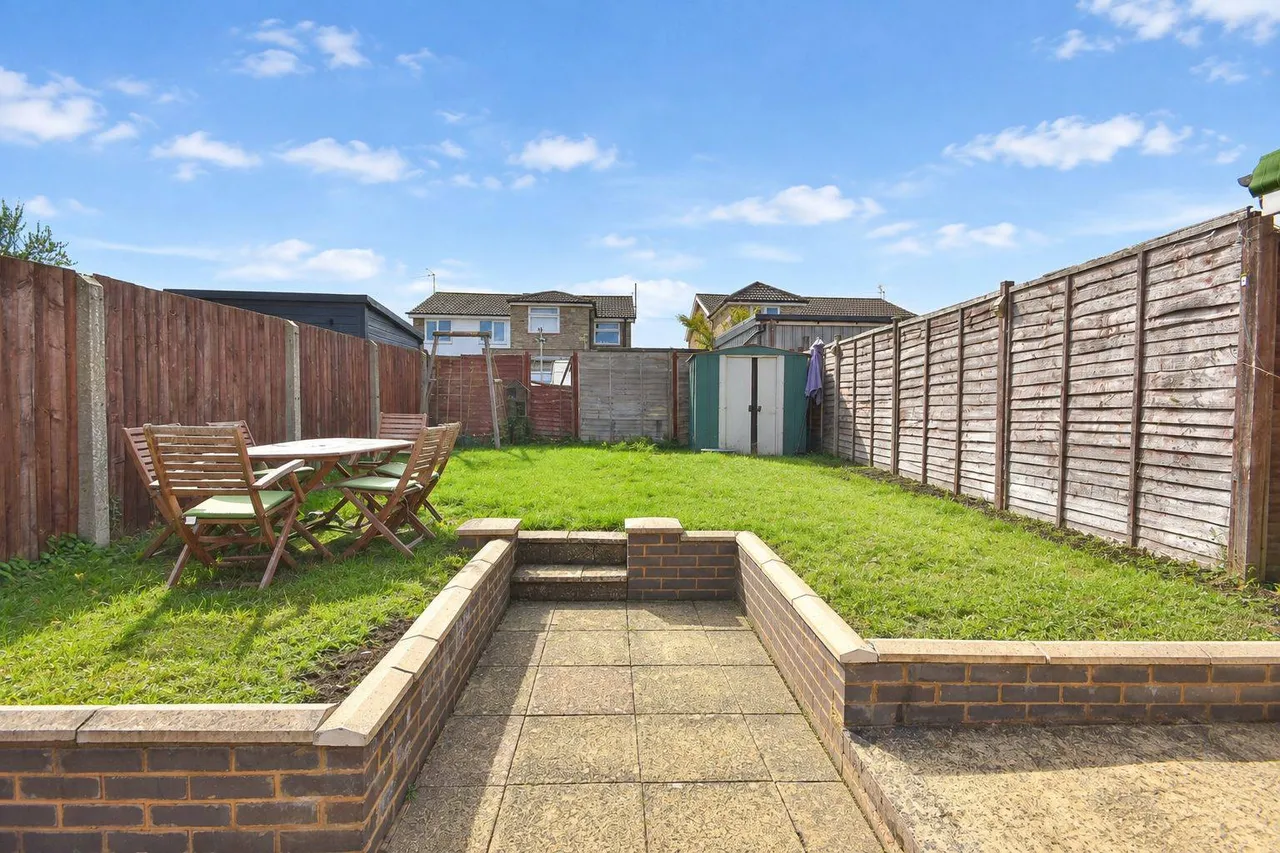Franciscan Close, Rushden, NN10, photo 11