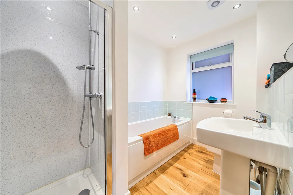 Newlyn, East Runton, photo 19