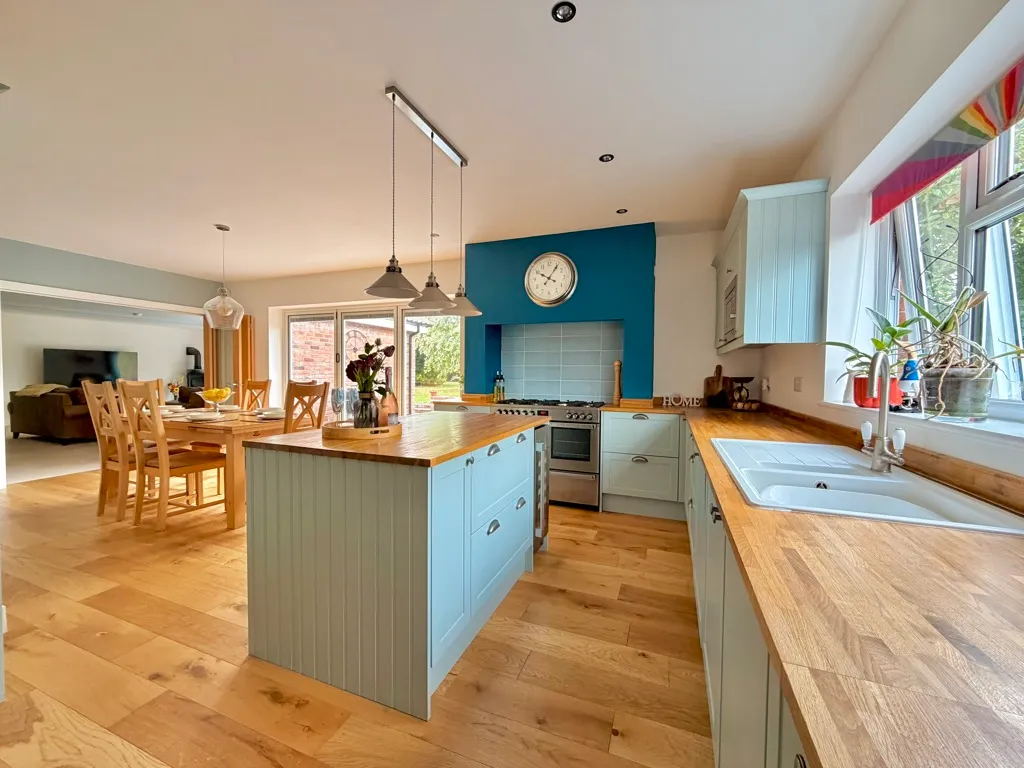 Newlyn, East Runton, photo 13